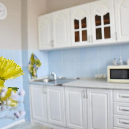 Yourhouse Микрорайон Жетысу-2, Дом 69 Almati Kültér fotó